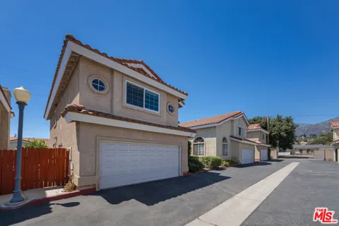 1319 Heather Lane