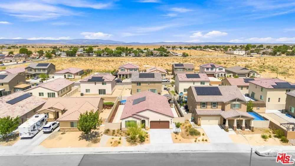 2141 Jenner Street Lancaster, CA 93535