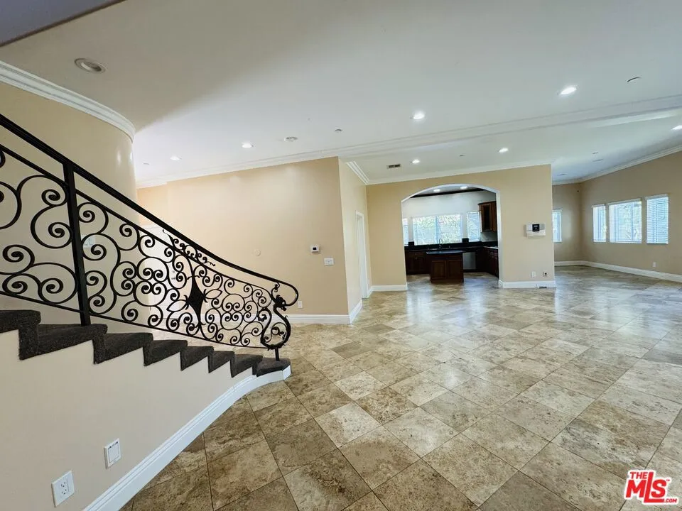 7347 Dinwiddie Street Downey, CA 90241