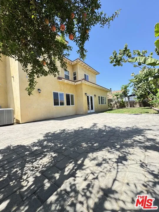 7347 Dinwiddie Street Downey, CA 90241