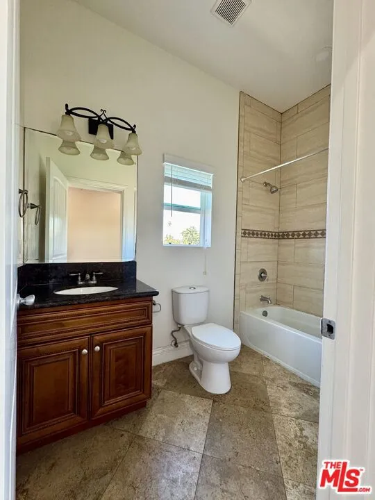 7347 Dinwiddie Street Downey, CA 90241