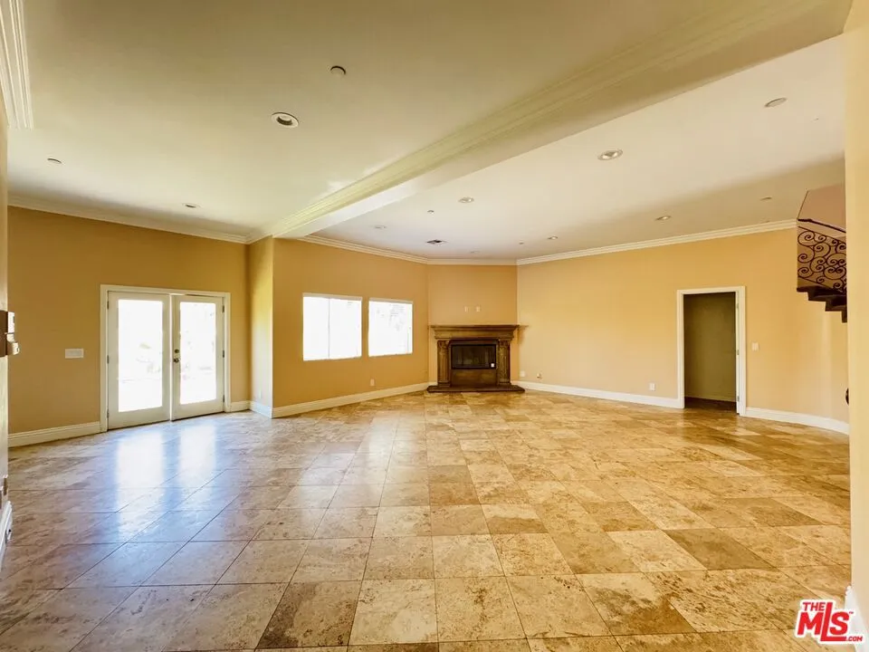 7347 Dinwiddie Street Downey, CA 90241