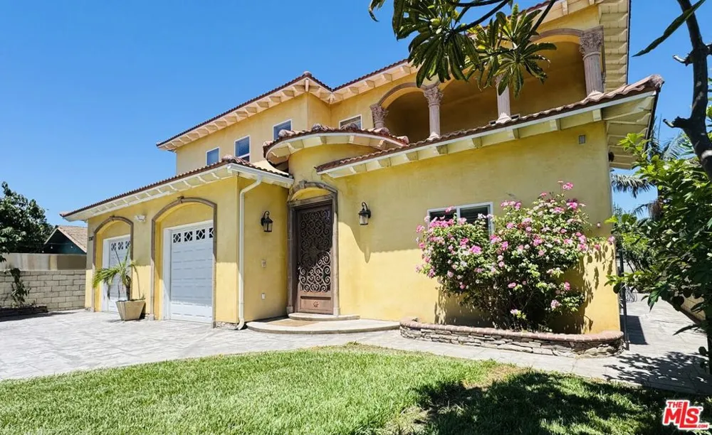 7347 Dinwiddie Street Downey, CA 90241