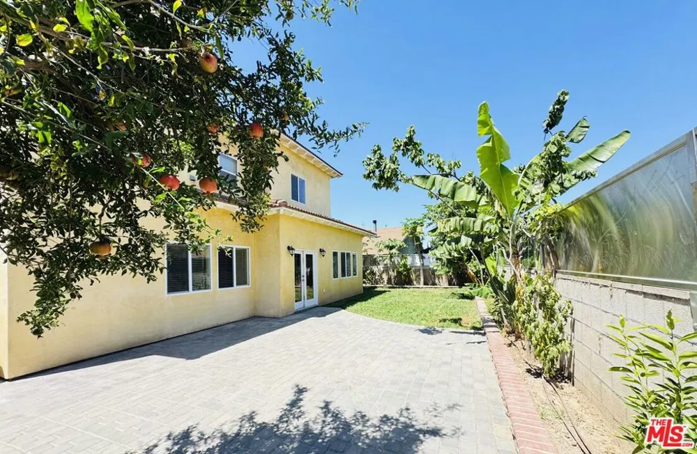 7347 Dinwiddie Street Downey, CA 90241
