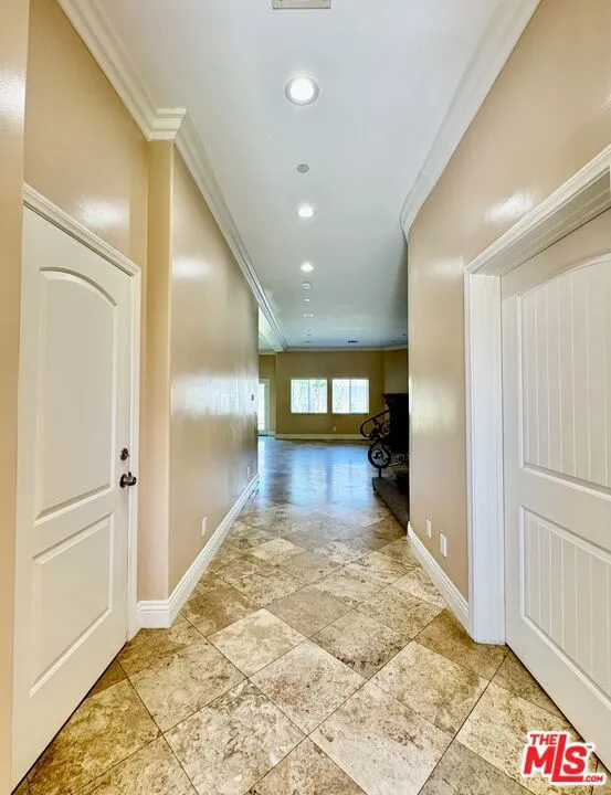 7347 Dinwiddie Street Downey, CA 90241