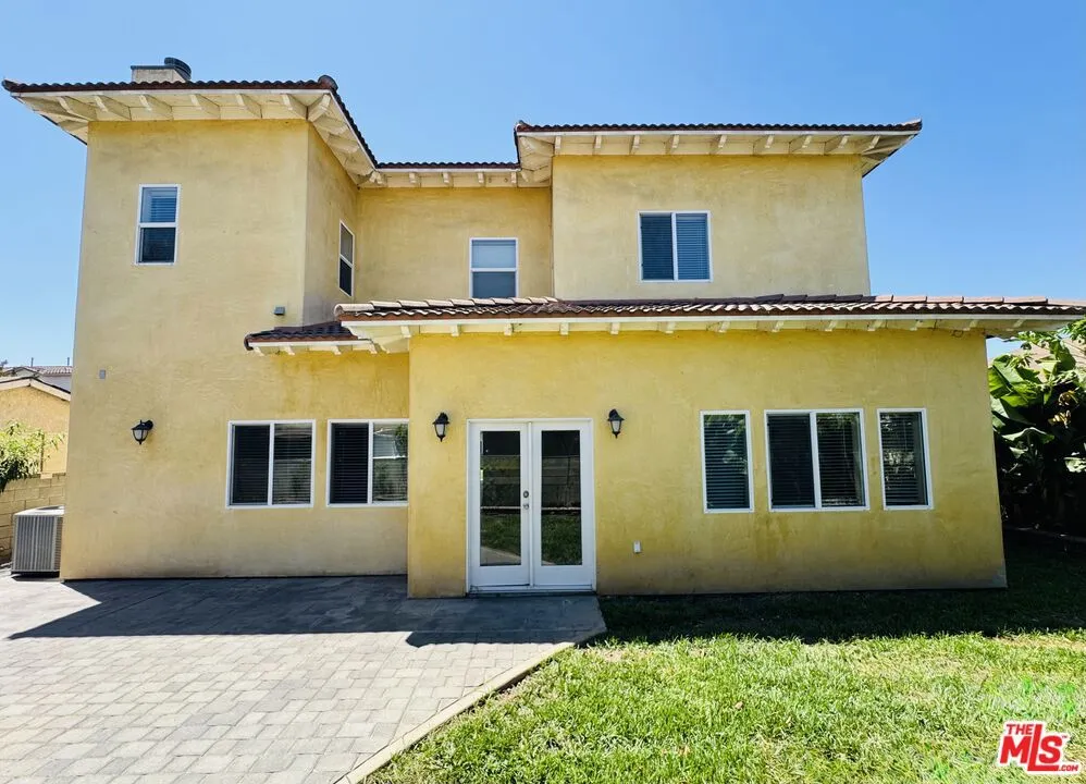 7347 Dinwiddie Street Downey, CA 90241