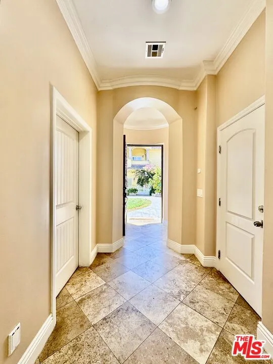 7347 Dinwiddie Street Downey, CA 90241