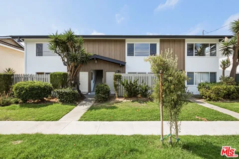 4712 Del Amo Boulevard #3