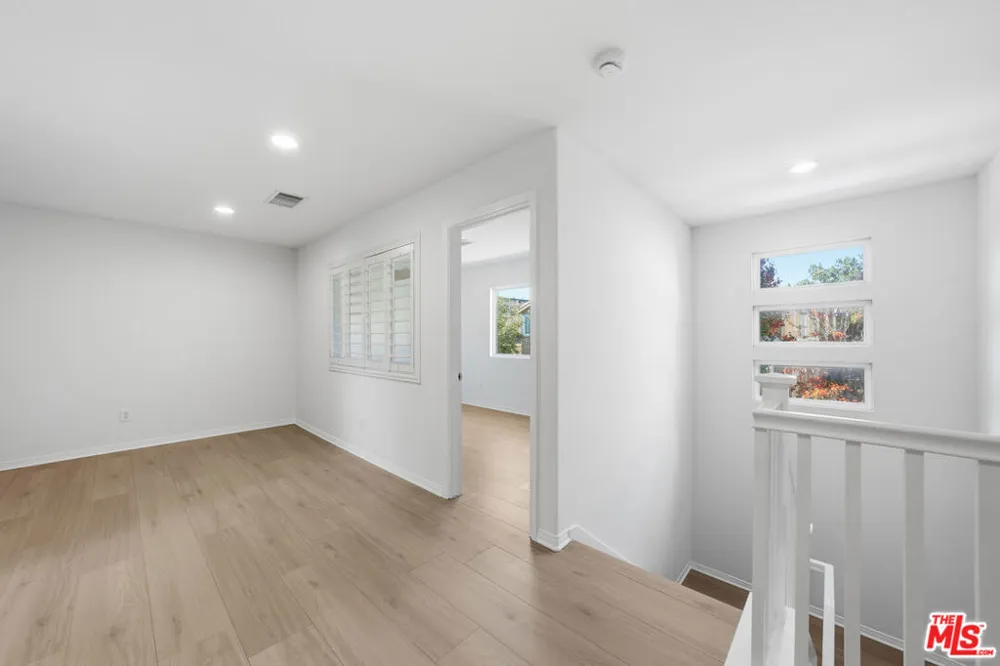 25715 Wagner Way #B Stevenson Ranch, CA 91381