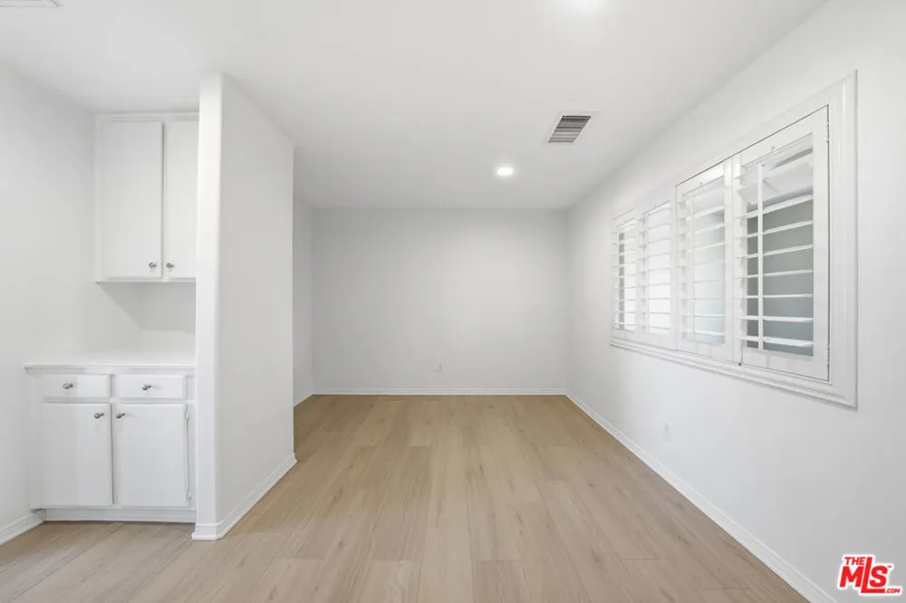 25715 Wagner Way #B Stevenson Ranch, CA 91381