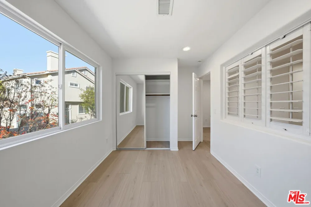 25715 Wagner Way #B Stevenson Ranch, CA 91381