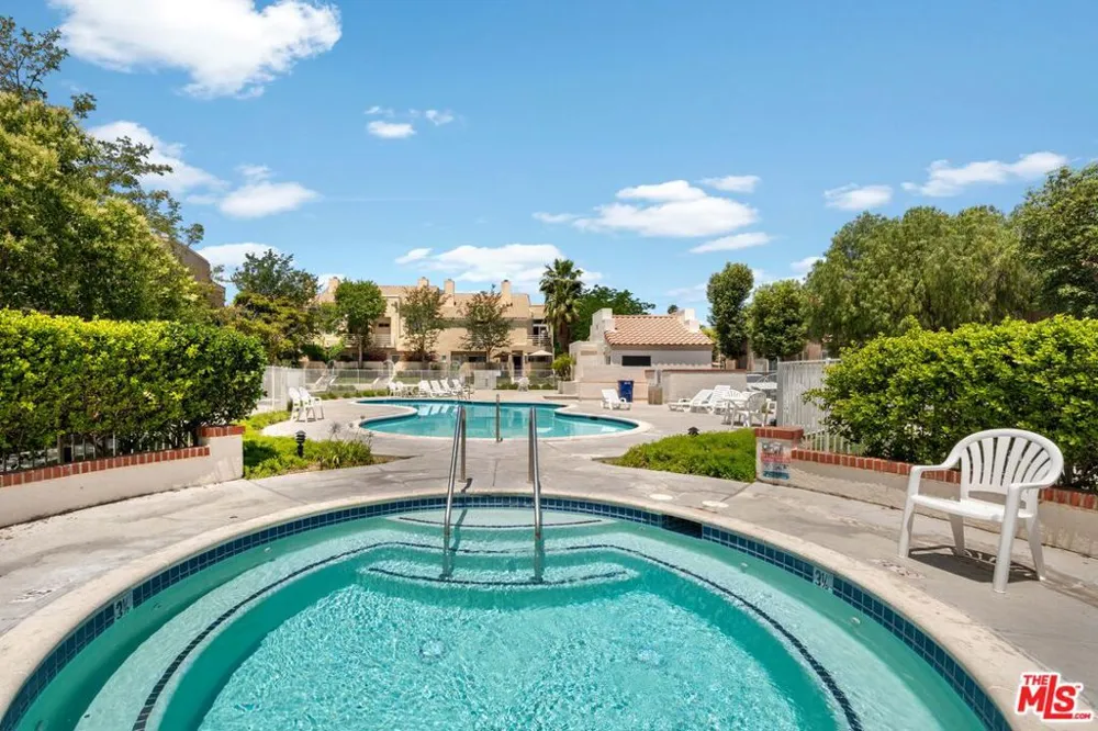 25715 Wagner Way #B Stevenson Ranch, CA 91381