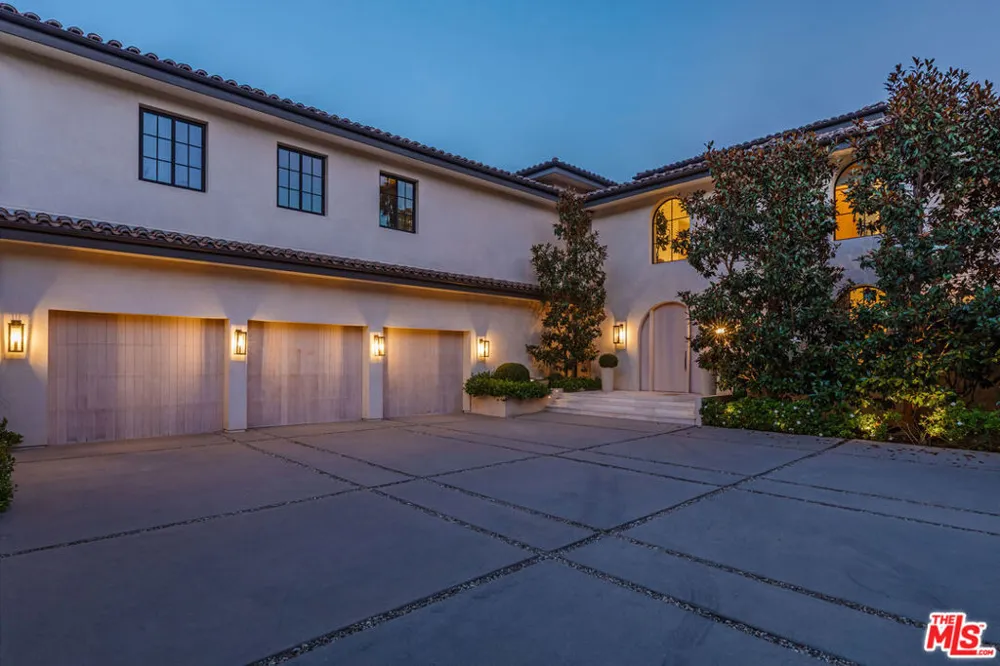 1362 Bella Oceana Vista Pacific Palisades, CA 90272