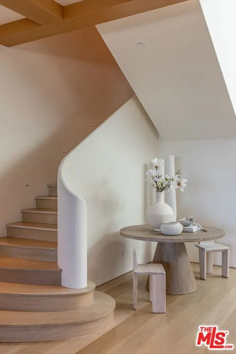 1362 Bella Oceana Vista Pacific Palisades, CA 90272
