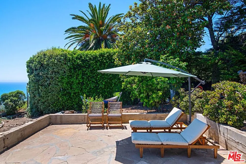 32614 Pacific Coast Highway Malibu, CA 90265