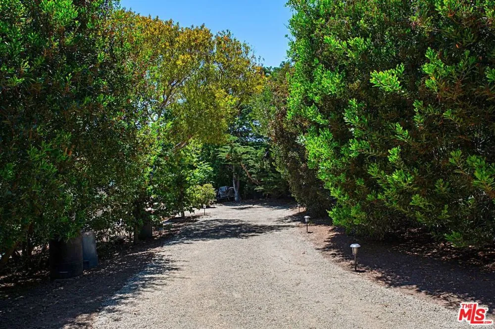 32614 Pacific Coast Highway Malibu, CA 90265