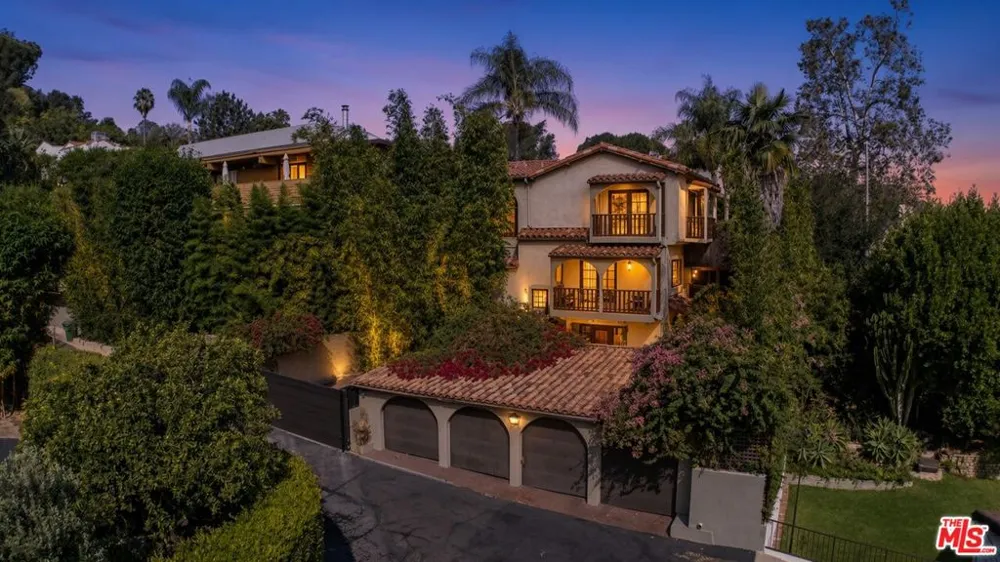 3249 Bennett Drive Los Angeles, CA 90068