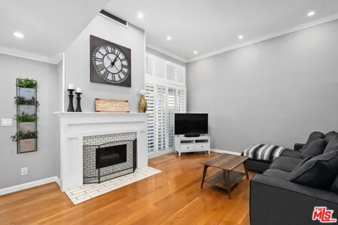 4716 La Villa Marina #C