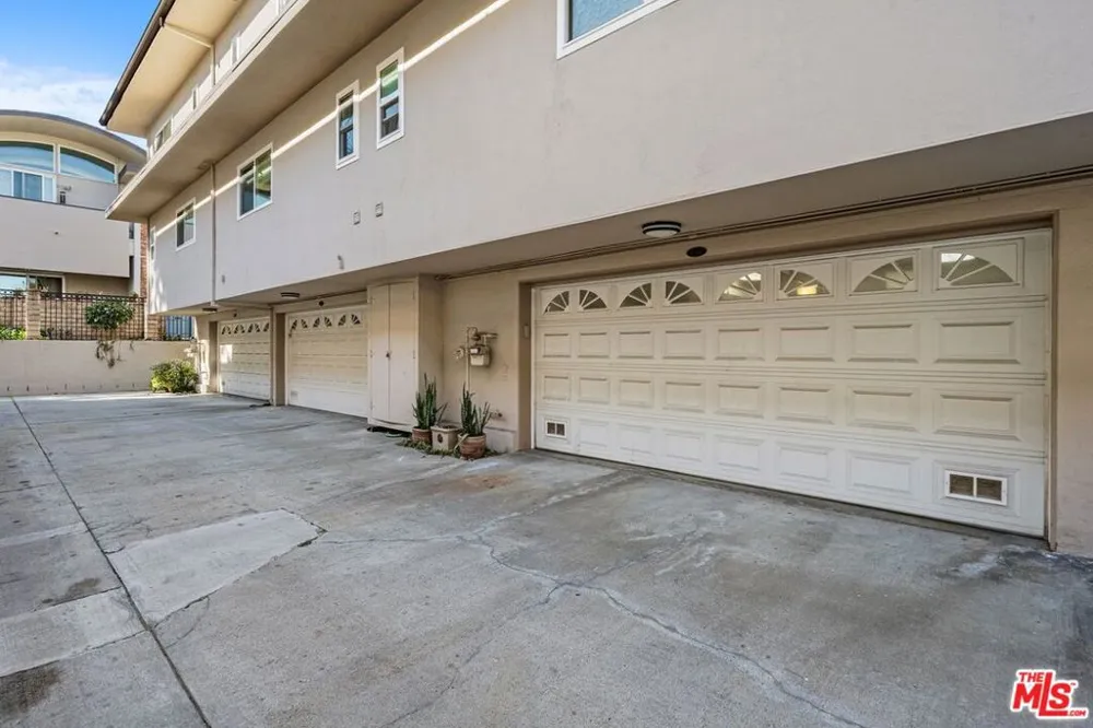4716 La Villa Marina #C Marina del Rey, CA 90292