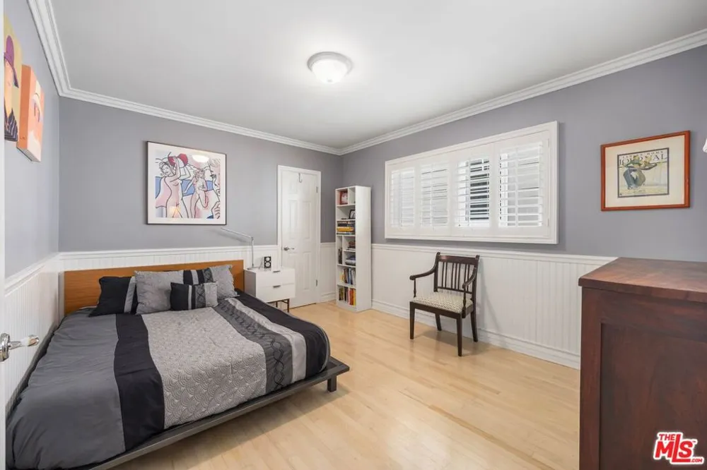 2615 Beach Avenue Venice, CA 90291
