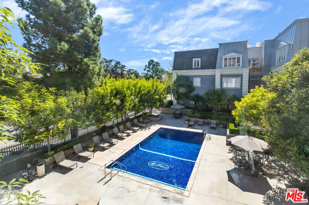 10110 Empyrean Way #204 Los Angeles, CA 90067