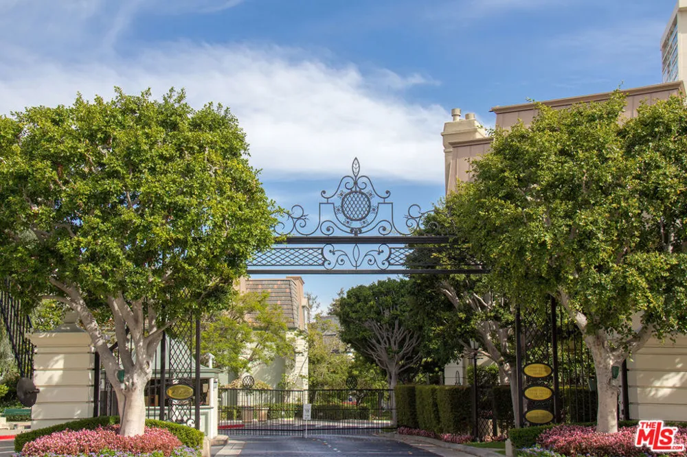 10110 Empyrean Way #204 Los Angeles, CA 90067
