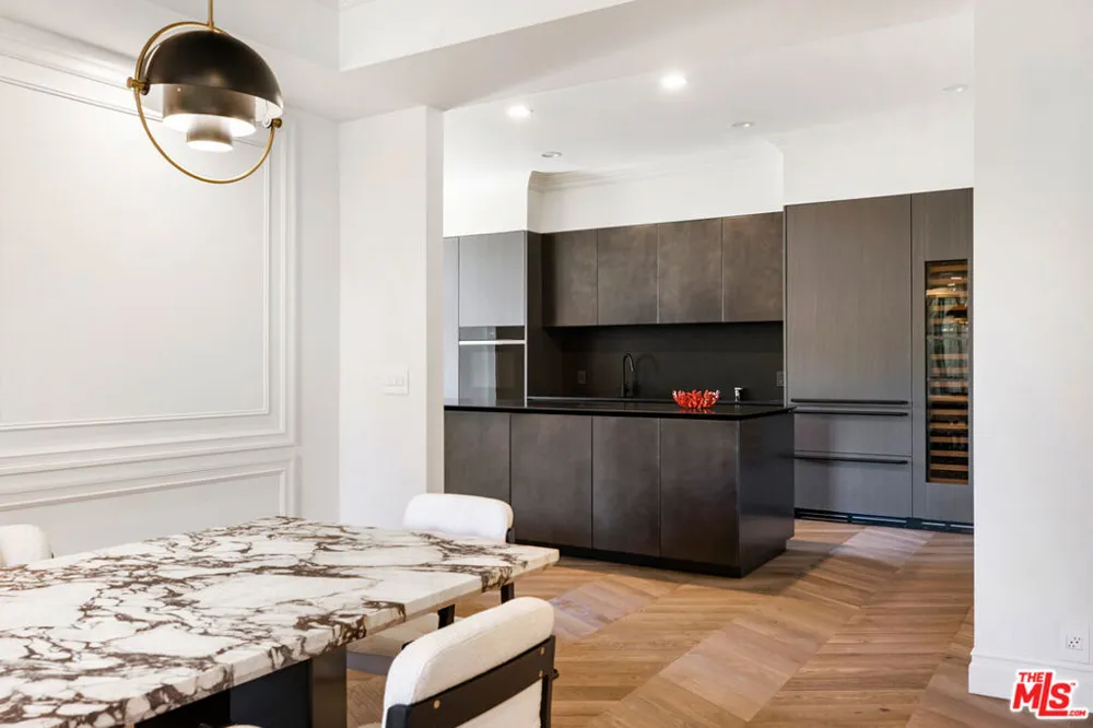 10110 Empyrean Way #204 Los Angeles, CA 90067