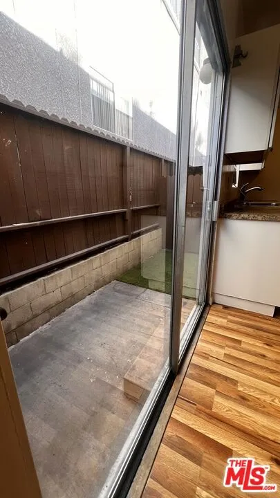 3562 Mentone Los Angeles, CA 90034