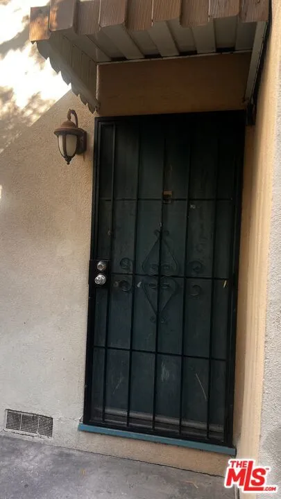 3562 Mentone Los Angeles, CA 90034