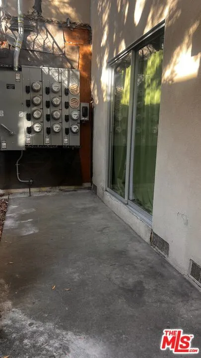 3562 Mentone Los Angeles, CA 90034