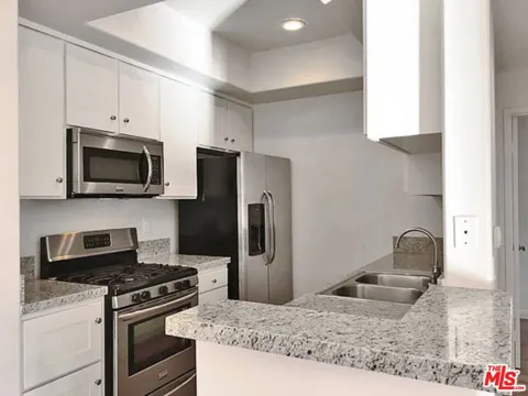 14430 BENEFIT STREET #107