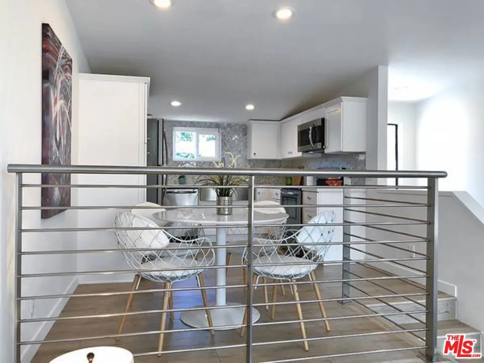 2211 GRIFFITH PARK #5 Los Angeles, CA 90039