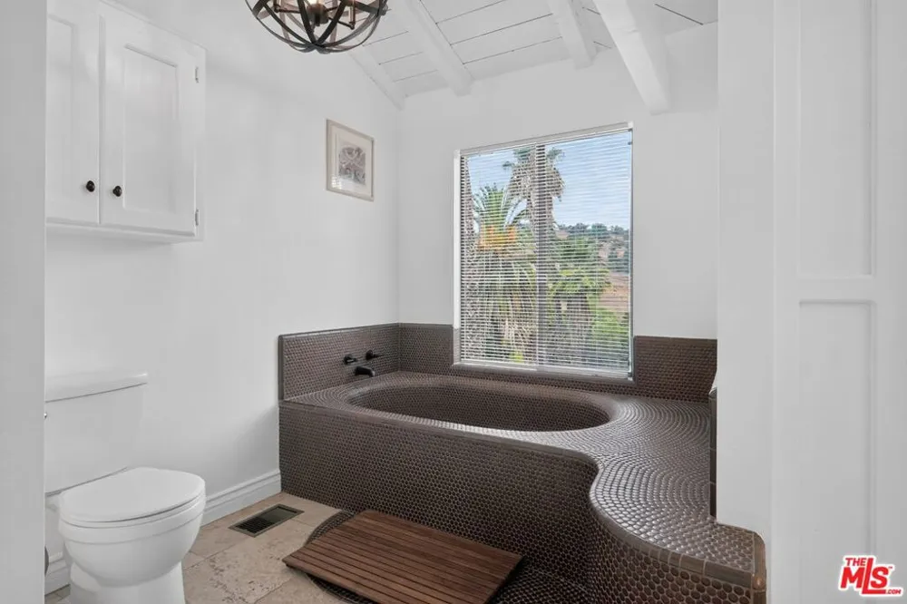 3342 White Hawk Road Escondido, CA 92027