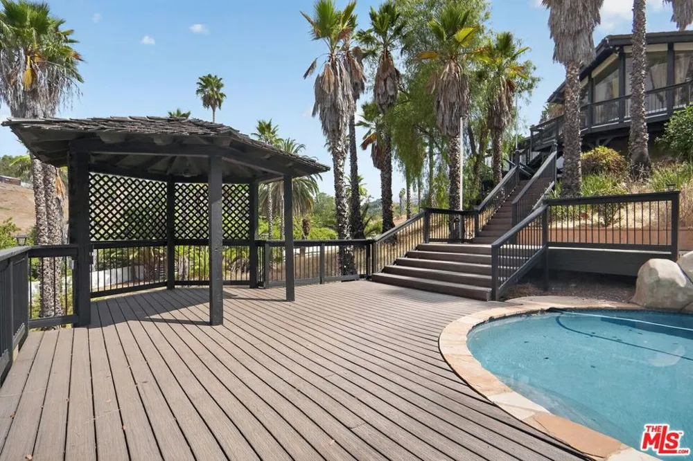 3342 White Hawk Road Escondido, CA 92027