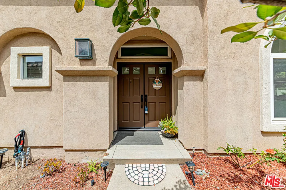 10884 Kimball Place Tustin, CA 92782
