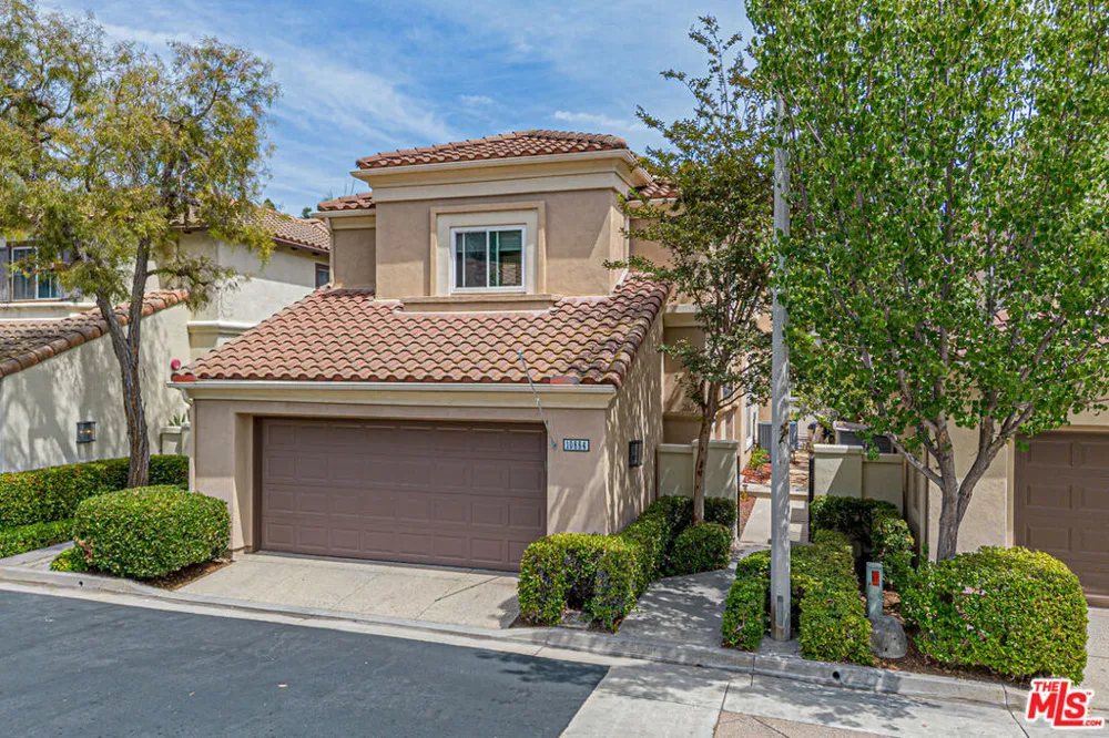 10884 Kimball Place Tustin, CA 92782