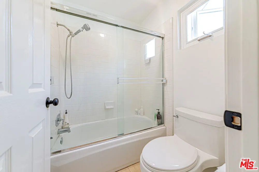 10884 Kimball Place Tustin, CA 92782