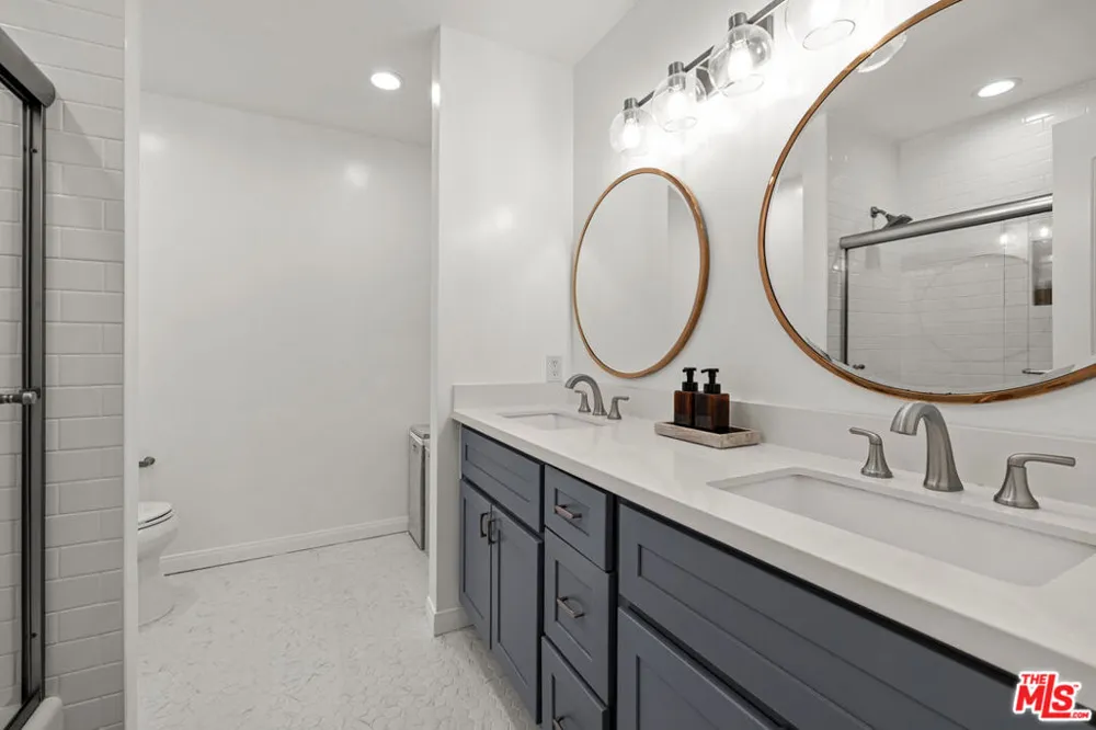5651 Windsor Way #101 Culver City, CA 90230