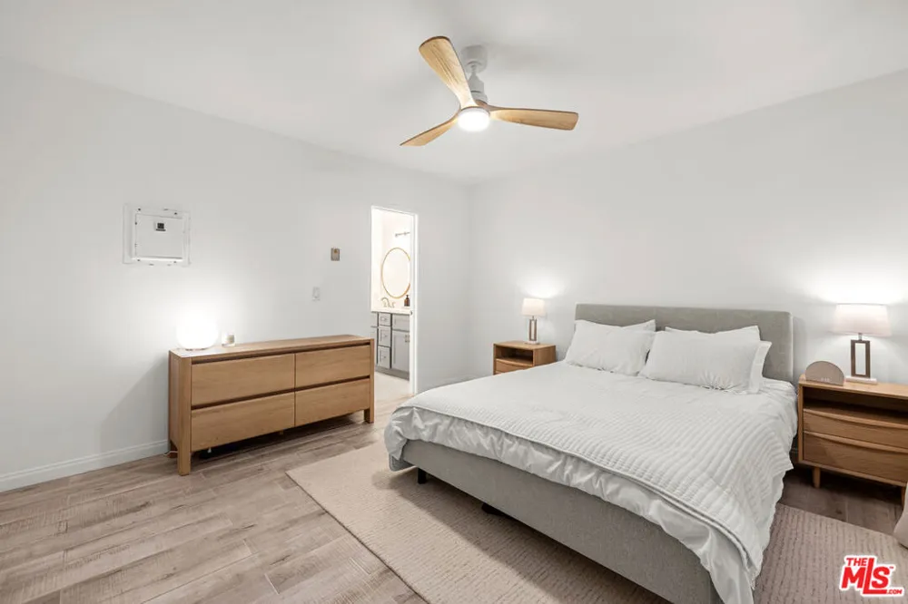 5651 Windsor Way #101 Culver City, CA 90230
