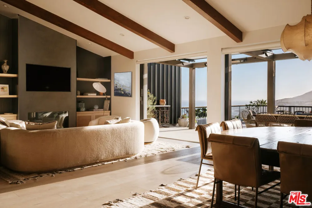 221 Tranquillo Road Los Angeles, CA 90272