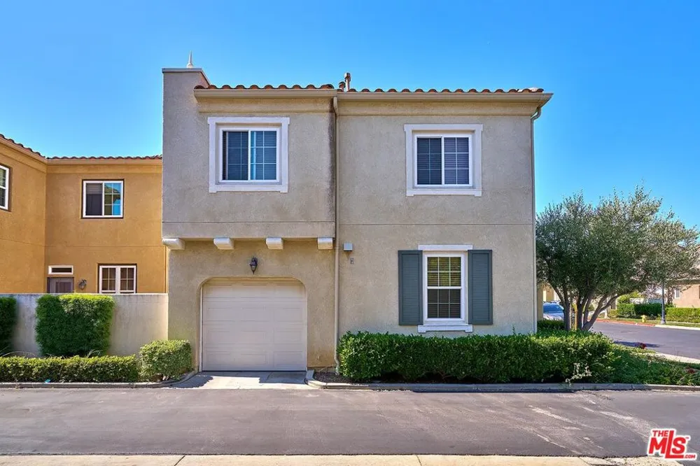 11478 Ghiberti Way Northridge, CA 91326