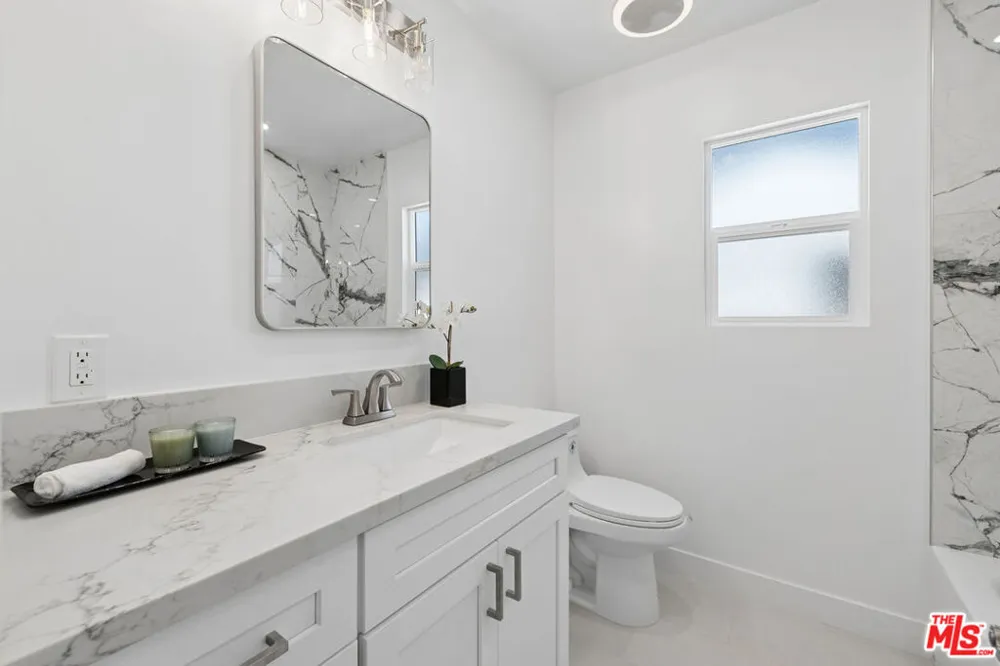 5822 Saloma Avenue Sherman Oaks, CA 91411
