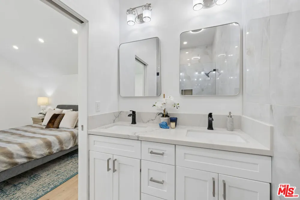 5822 Saloma Avenue Sherman Oaks, CA 91411