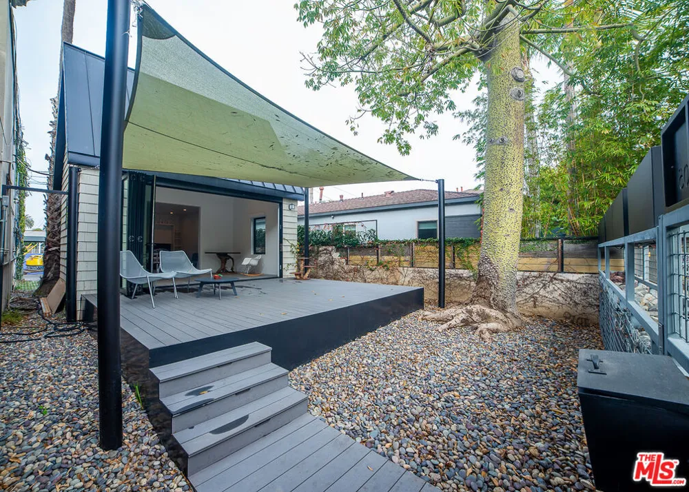 205 Venice Way Los Angeles, CA 90291
