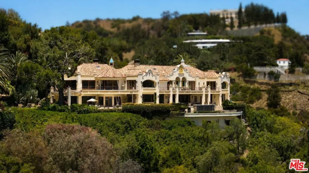 10066 Cielo Drive Los Angeles, CA 90210