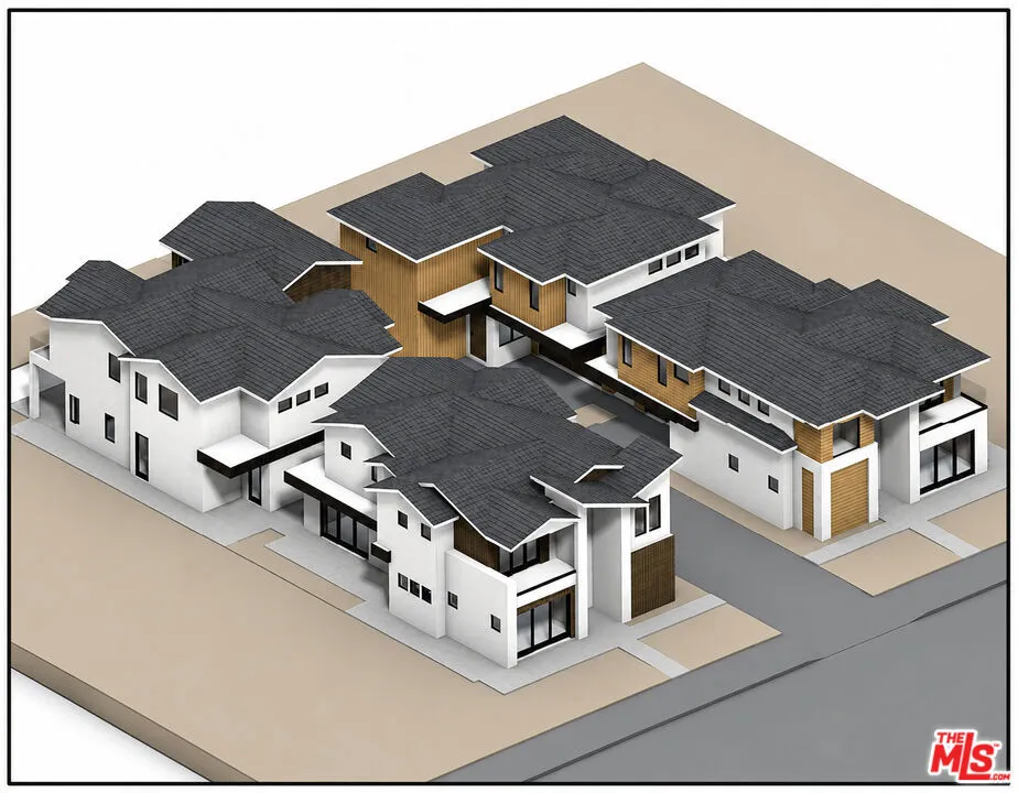 215 Mesa Drive Costa Mesa, CA 92627