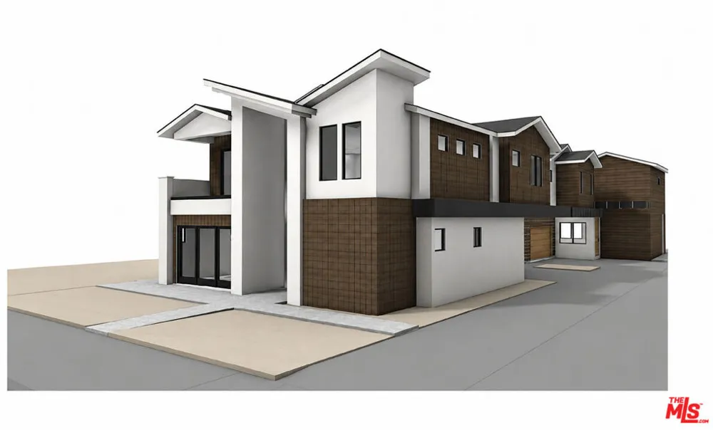 215 Mesa Drive Costa Mesa, CA 92627