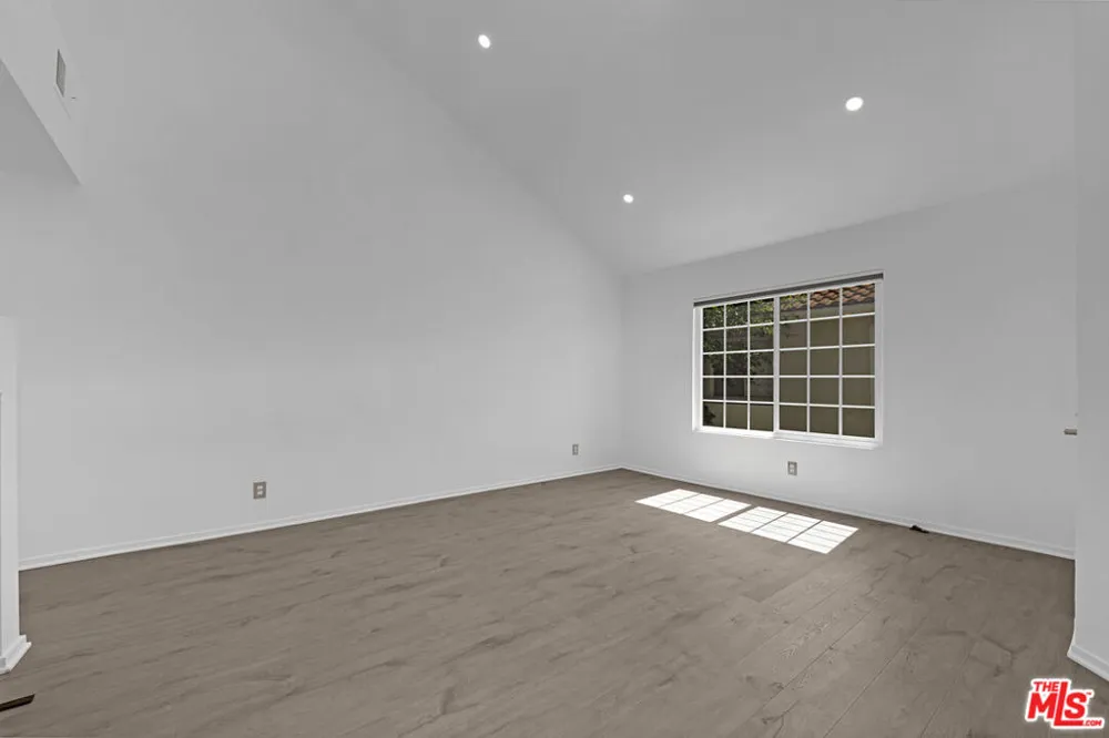 4240 Lost Hills Road #506 Calabasas, CA 91301