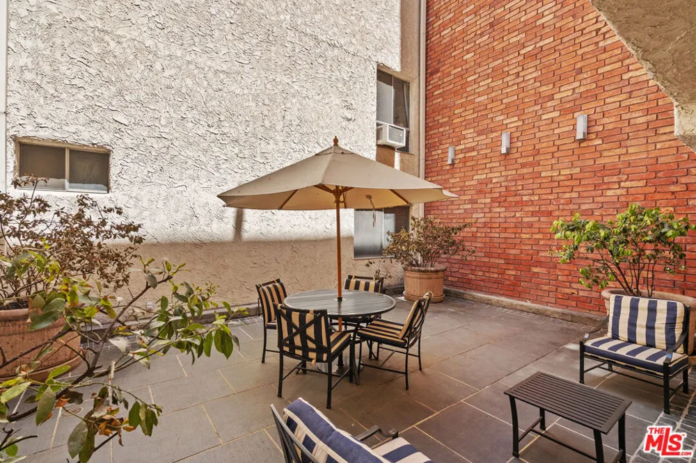 1440 VETERAN AVENUE #217 Los Angeles, CA 90024