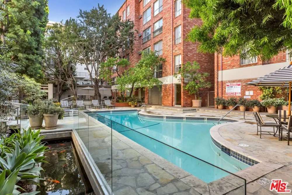 1440 VETERAN AVENUE #217 Los Angeles, CA 90024